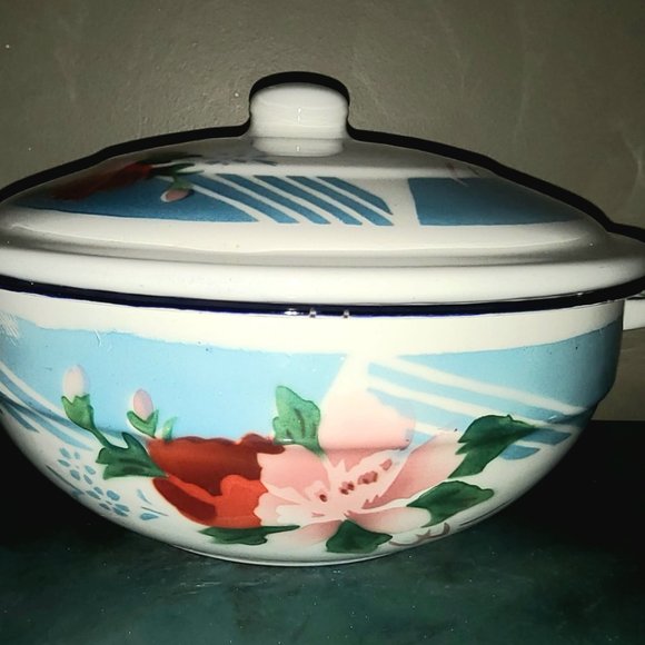 Vintage mid-century Bumper Harvet made in China Enamel Casserole Dish with lid - Picture 9 of 9